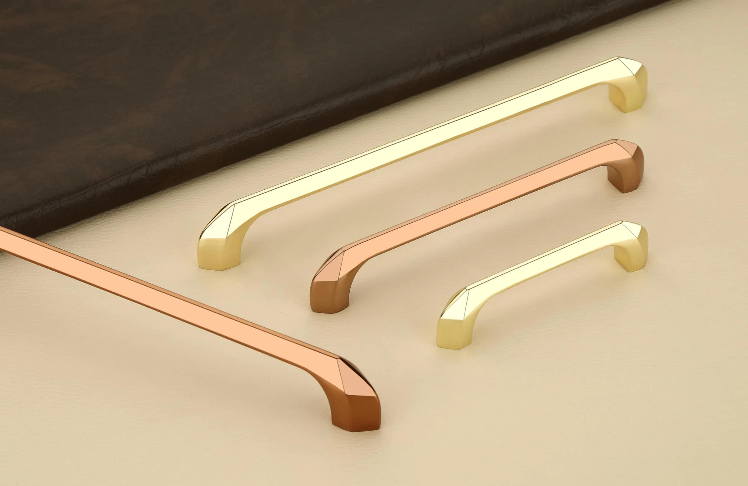 Handles H-002