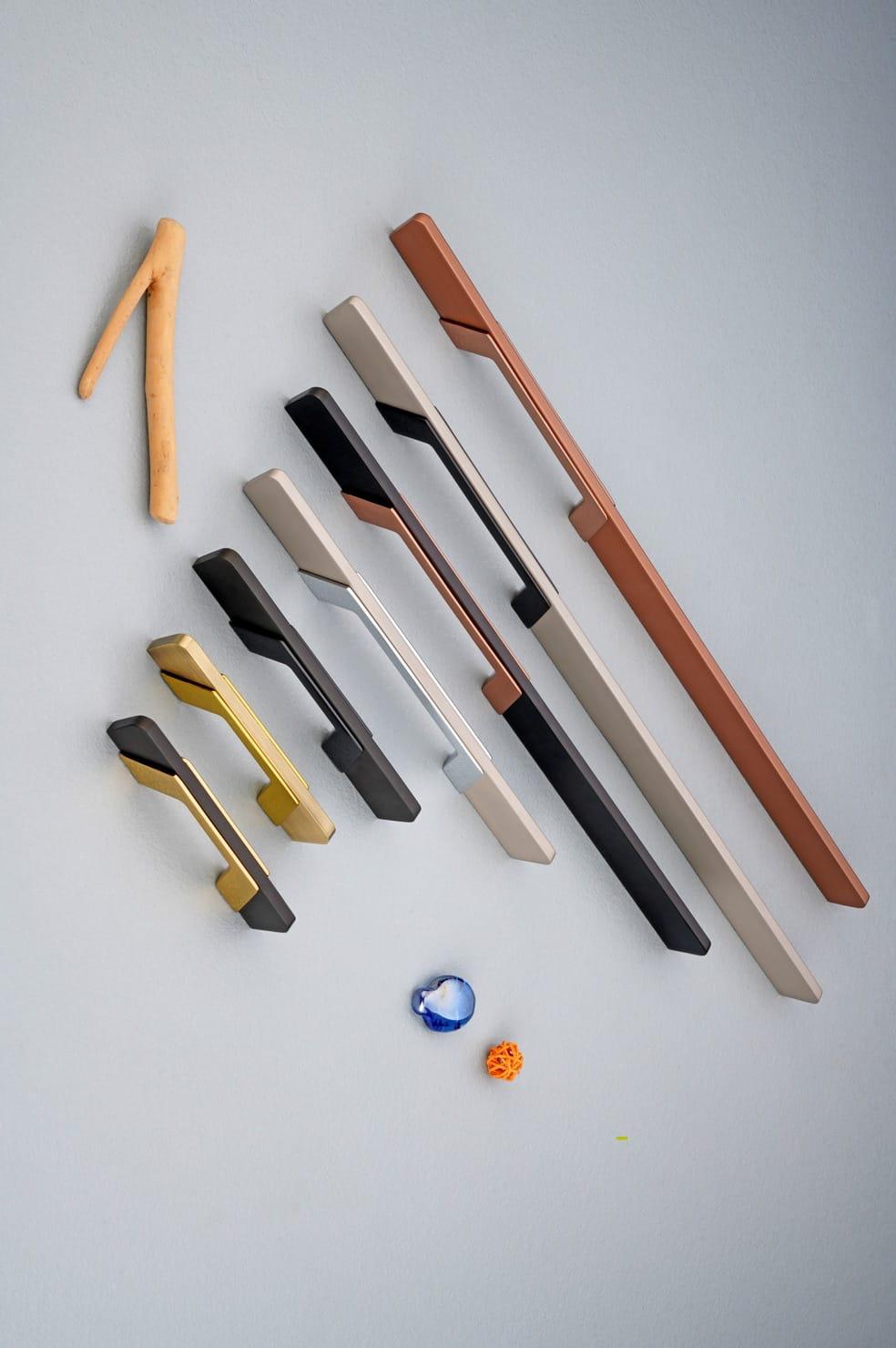 Main Door & Foldable Handles MH-008